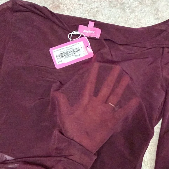 Edikted Twist-Front Long Sleeve Top in Burgundy - Picture 6 of 6